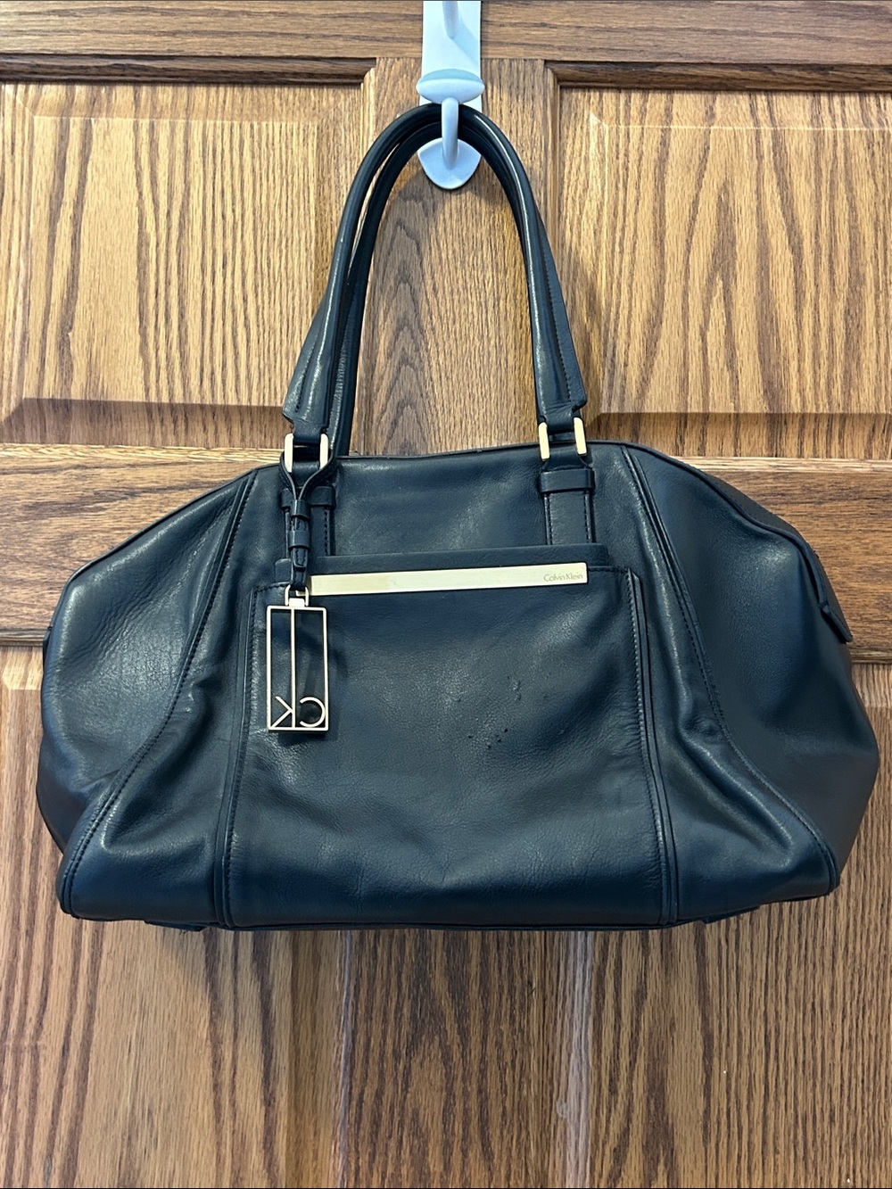 Calvin Klein Black Leather Shoulder Bag with Gold-Tone Accent
